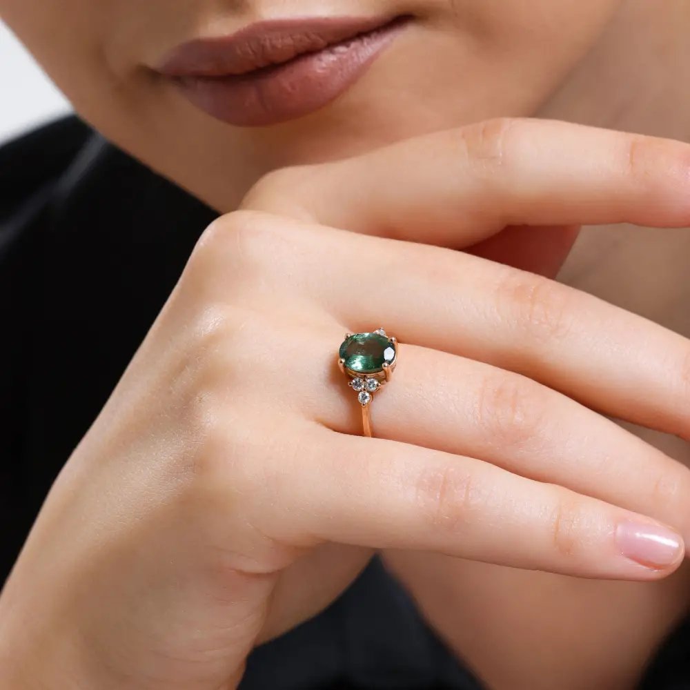 2.02 Karat Pırlantalı Yeşil Turmalin Yüzük