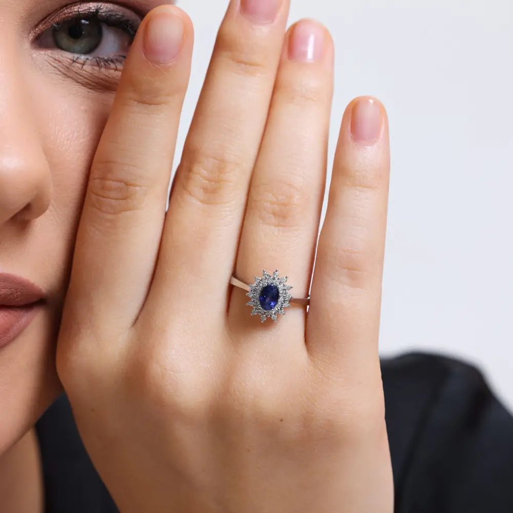 0.75 Karat Pırlanta Safir Yüzük